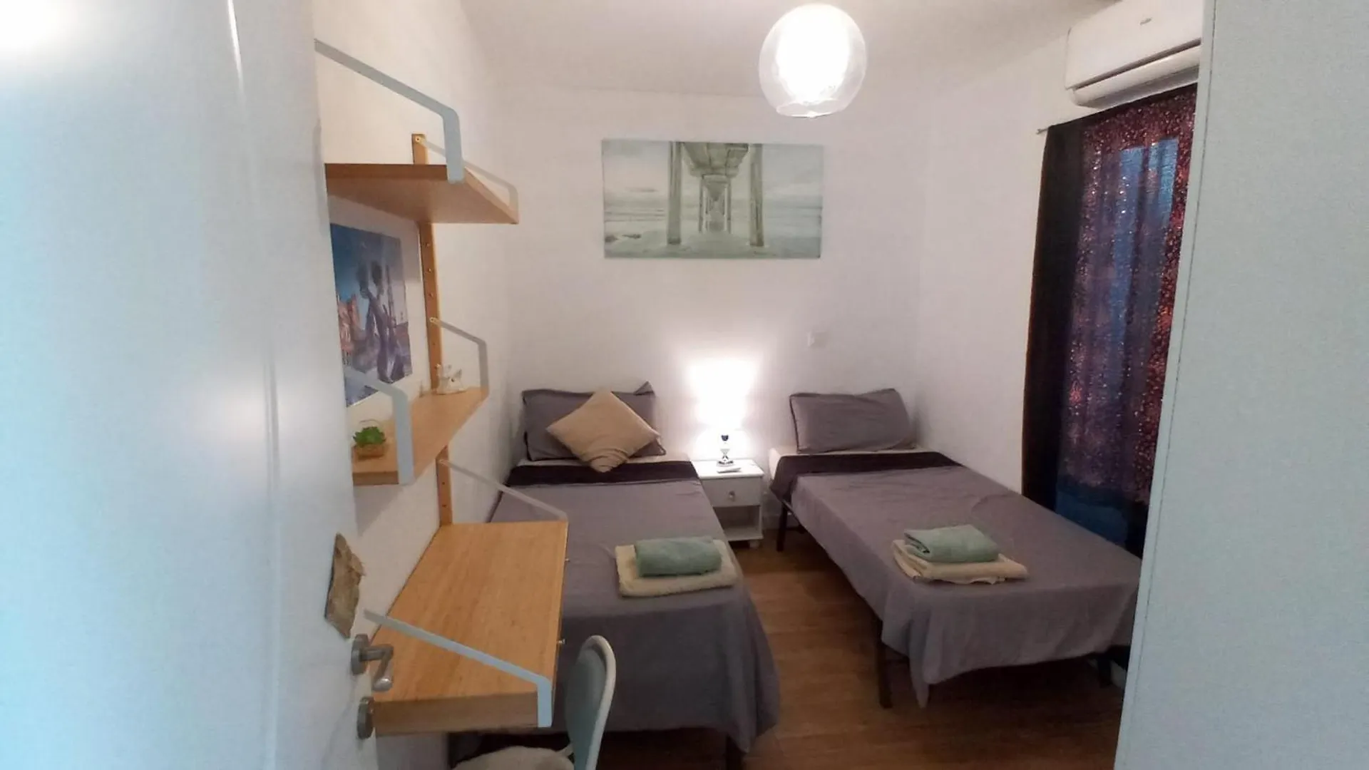 Roberta'S Guest House Seville Spain